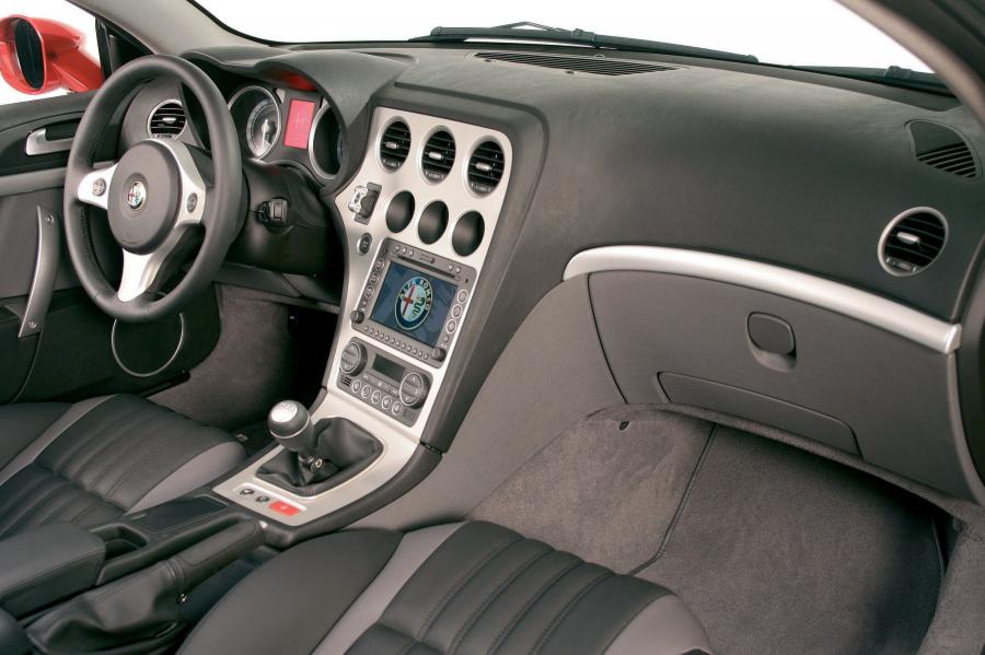  Alfa Romeo Brera 2005 года  (фото 140 из 153)